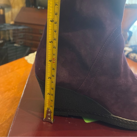 Amalfi Plum Heeled Boots - Picture 6 of 6